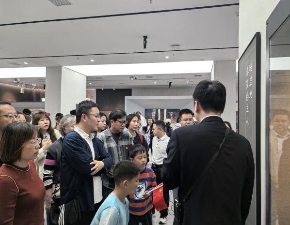 巩固拓展主题买球入口app与巴塞罗那
